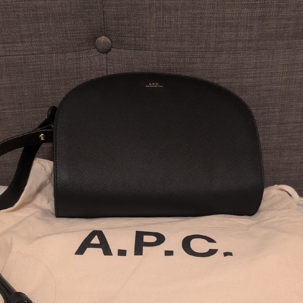 A.P.C. Demi Lune Saffiano